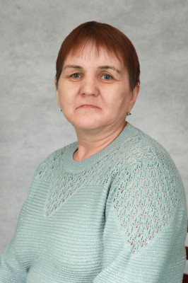 Помощник воспитателя Канева Лариса Андреевна